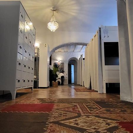 Lesce Hostel Екстер'єр фото